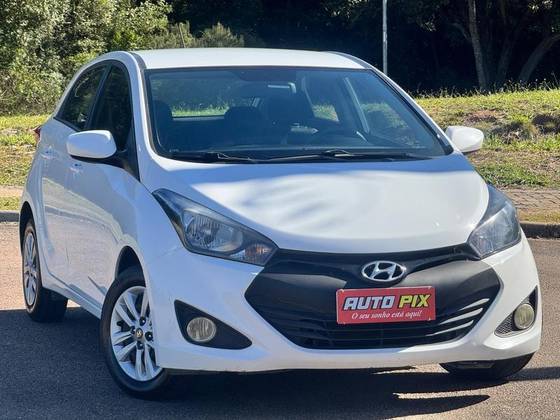 HYUNDAI HB20 1.0 COMFORT 12V FLEX 4P MANUAL HYUNDAI HB20 1.0 COMFORT 12V FLEX 4P MANUAL
